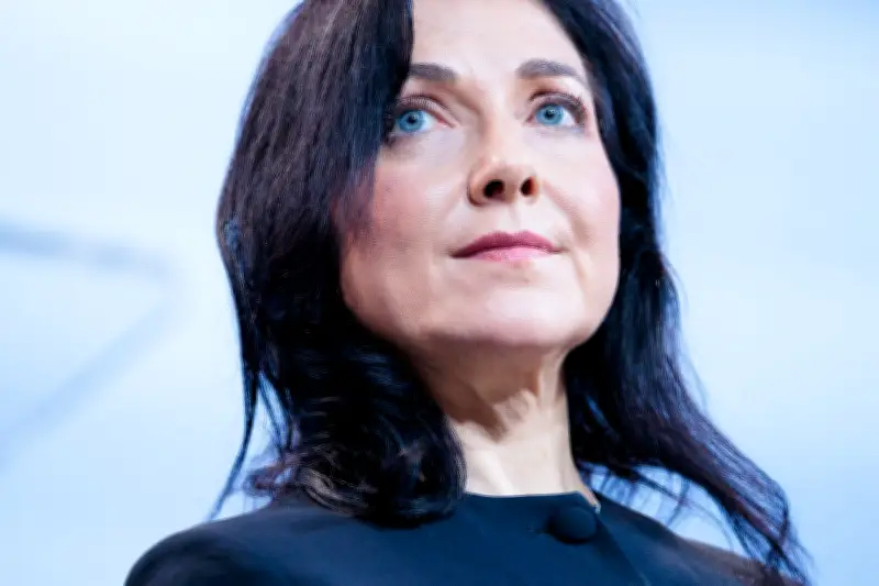 Bundeswirtschaftsministerin Reiche besucht mittelständisches Schienenfahrzeug-Unternehmen in Halle