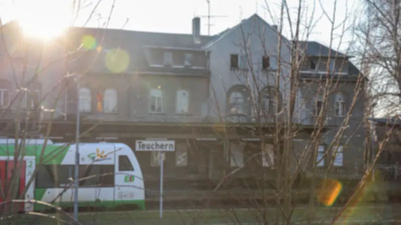 Burgenlandkreis: Streit um stillgelegte Bahnstrecke Teuchern-Naumburg eskaliert