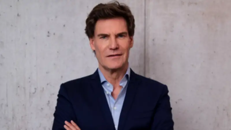 Carsten Maschmeyer kritisiert Manager: Personalnutzen statt Personalkosten debattieren