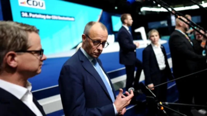 CDU-Parteitag in Stuttgart: Merz-Wiederwahl, Merkel-Rückkehr und hitzige Debatten