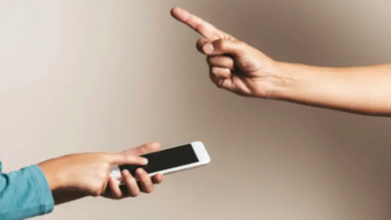 CDU und SPD planen Social-Media-Verbot für Jugendliche: Debatte um Altersgrenzen