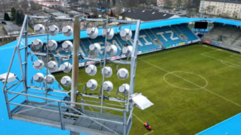 Chemnitzer Jubiläumsspiel trotz Winterchaos gesichert – Sieben Regionalliga-Partien abgesagt