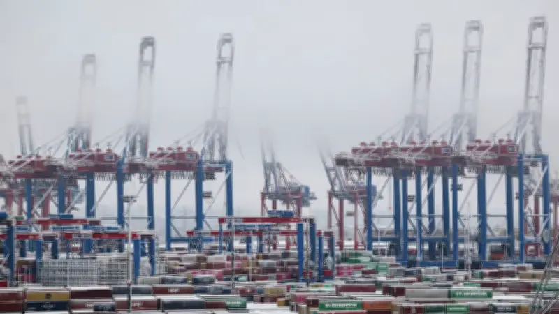 China überholt USA als wichtigsten Handelspartner Deutschlands nach Exporteinbruch