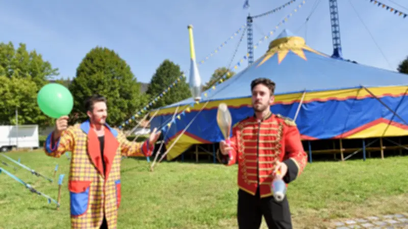 Circus Le Fleur startet Saison in Thale: Artistik und Feuerkunst für die ganze Familie