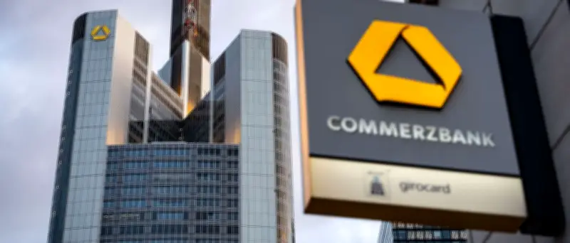 Commerzbank übertrifft Erwartungen: Höhere Dividende nach starkem Jahresgewinn