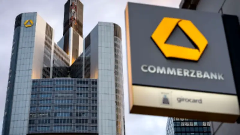 Commerzbank übertrifft Gewinnerwartungen 2025 und erhöht Dividende deutlich