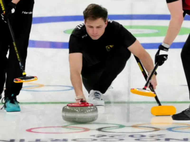 Curling bei Olympia: Deutsche Männer bangen nach Niederlage gegen Großbritannien um Halbfinaleinzug