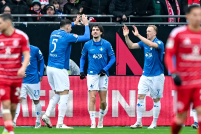 Darmstadt stürmt nach 2:1-Sieg gegen Düsseldorf an die Tabellenspitze der 2. Bundesliga