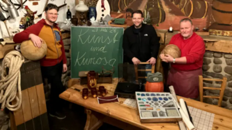 DDR-Schulutensilien für wohltätige Versteigerung in Prenzlau