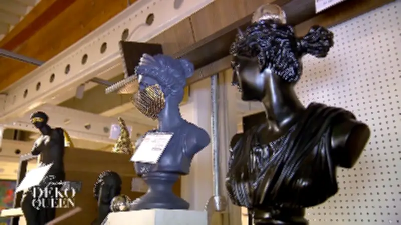 Deko-Queen Jenny findet perfekte Elemente: Erfolgreiche Shopping-Tour für pompöse Wohnung