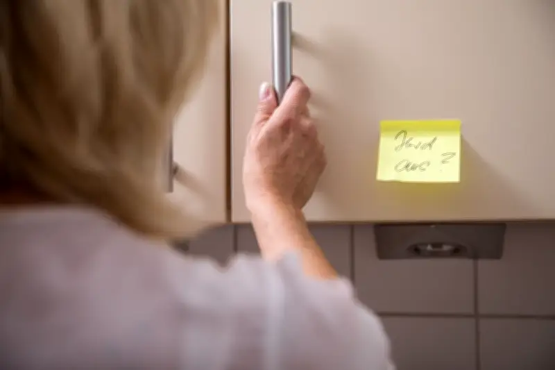 Demenzfall: Diese drei Versicherungen müssen dringend angepasst werden