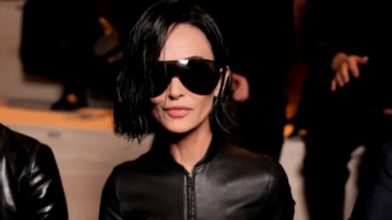 Demi Moore überrascht mit radikalem Haarschnitt: Hollywood-Star kaum wiederzuerkennen