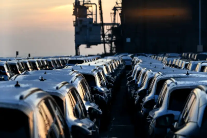 Deutsch-chinesischer Handel 2025: Autoindustrie leidet besonders unter Importdruck und Exporteinbruch