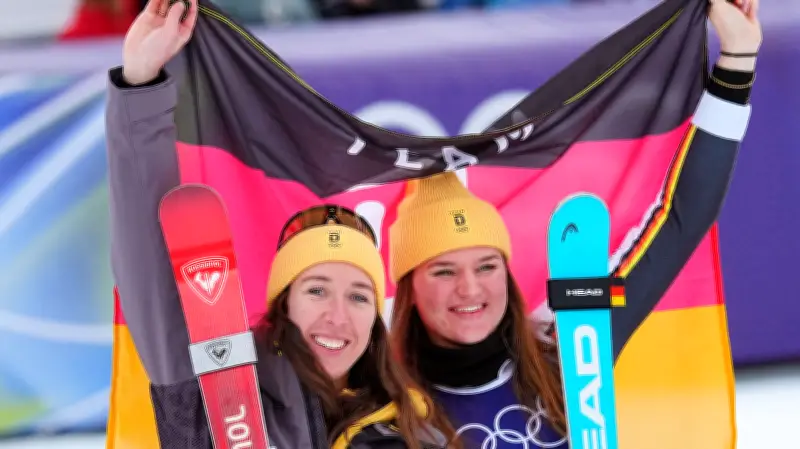 Deutsche Ski-Ass Emma Aicher holt mit Kira Weidle-Winkelmann Olympia-Silber in Team-Kombination