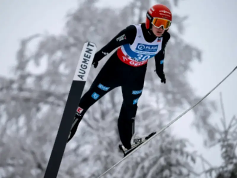 Deutsche Skispringerinnen verpassen Podest in Hinzenbach - Freitag nur Sechste