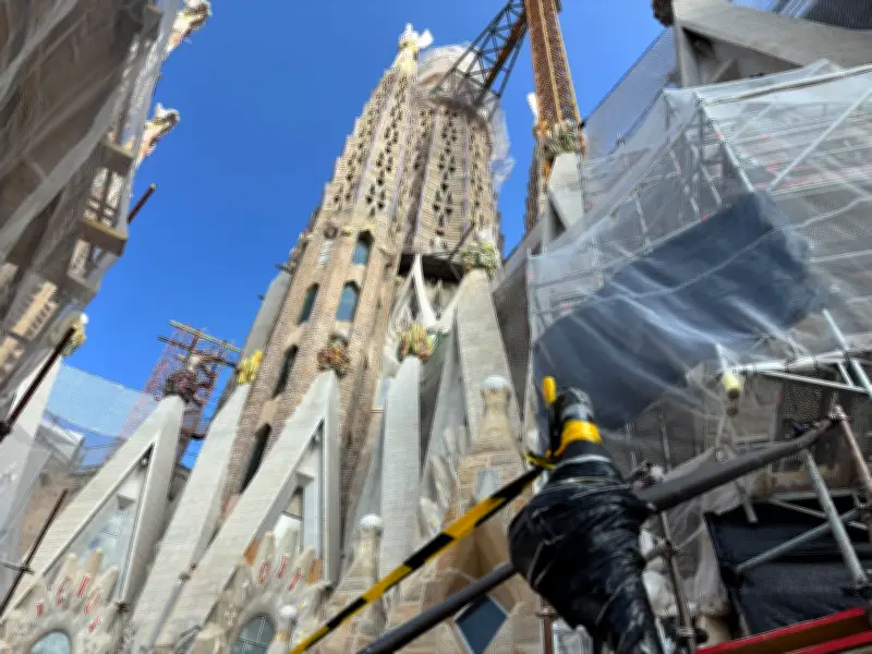 Deutsches Kreuz krönt Sagrada Família: Basilika erreicht endgültige Höhe von 172,50 Metern