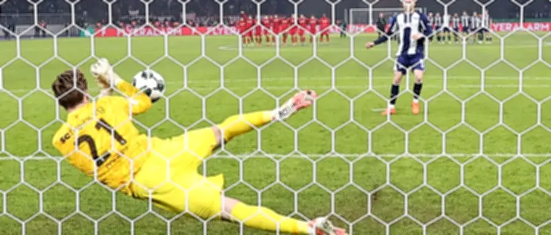 DFB-Pokal: Freiburg feiert Pokalheld Müller - Der Arsch gerettet