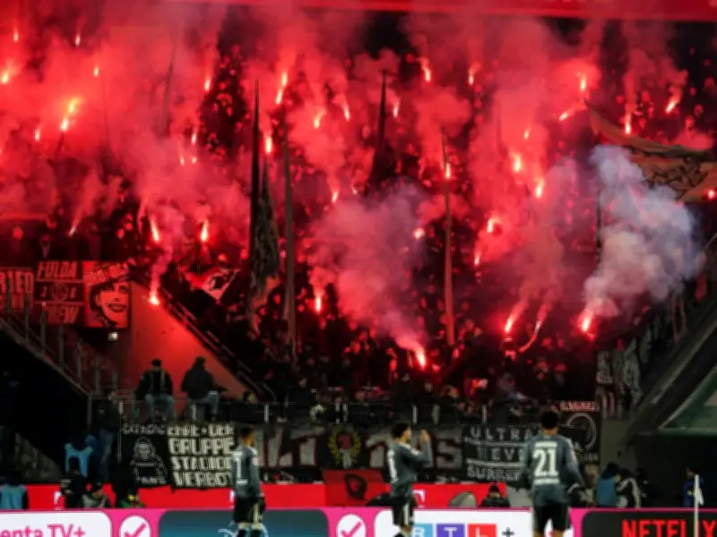 DFB verhängt Rekordstrafe: Eintracht Frankfurt muss 440.250 Euro zahlen