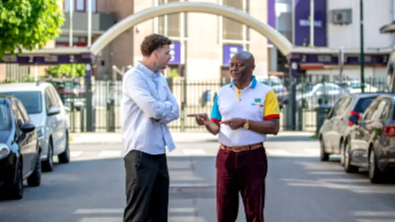 Die Wurzeln der Kompany-Rede: Ein Vater erklärt, wie er seinen Sohn auf Rassismus vorbereitete