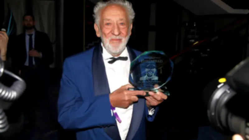 Dieter Hallervorden muss keine Corona-Hilfen zurückzahlen - Entwarnung für Schlossparktheater