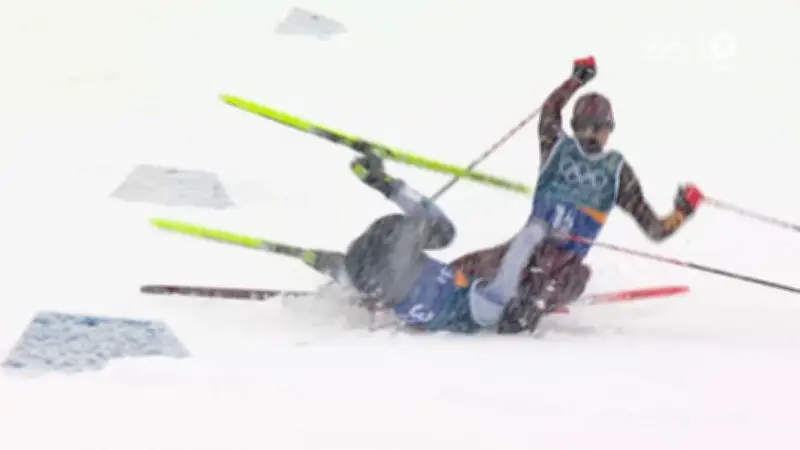 Doppel-Sturz im Schnee: Deutsche Kombinierer verlieren Medaille nach Führung