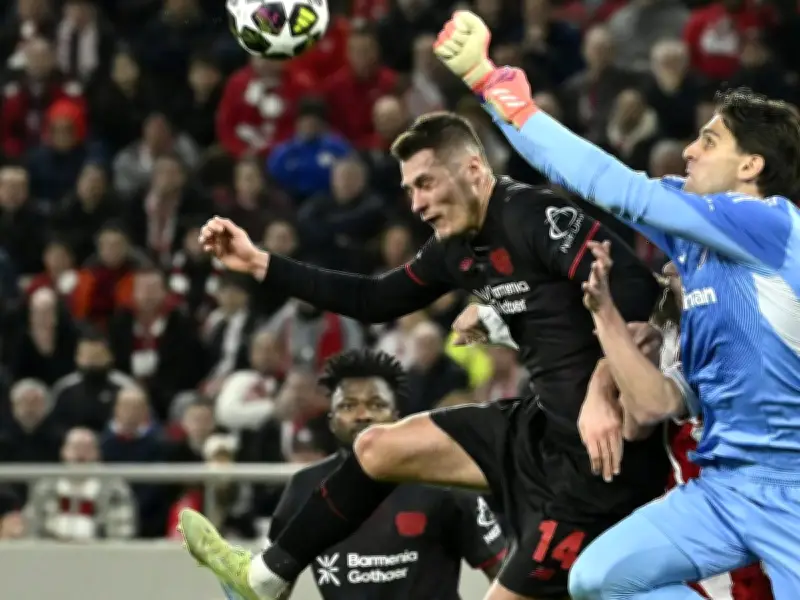 Doppelpack von Schick ebnet Leverkusen den Weg ins Champions League-Achtelfinale