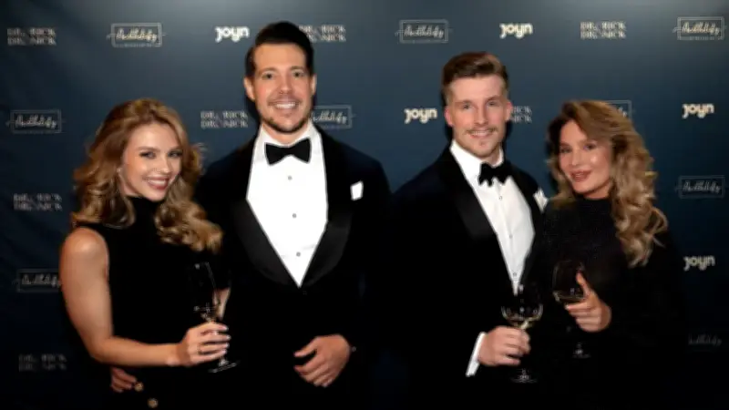 DR. RICK & DR. NICK: Neue Staffel mit emotionalen Einblicken und glamouröser Premiere