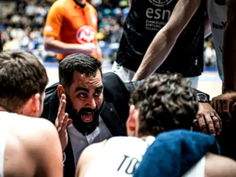 Drama-Sieg in Frankfurt: Löwen Braunschweig feiern Blitzdebüt von Trainer Ramón Díaz