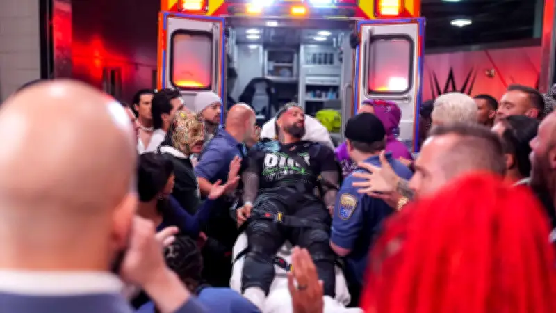 Drama vor Elimination Chamber: Jey Uso attackiert, Logan Paul springt ein