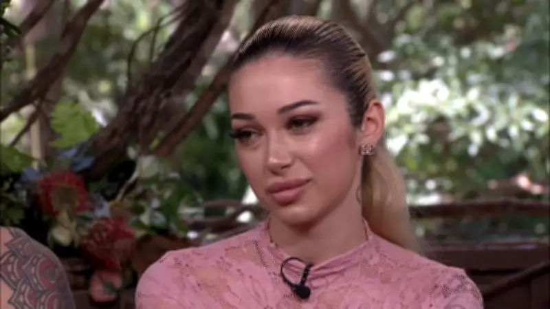 Dschungelcamp 2026: Ariel gesteht nach Baumhaus-Wiedersehen ihre Übertreibungen