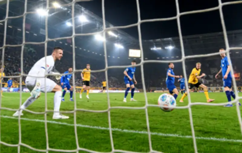 Dynamo Dresden feiert Befreiungsschlag: 3:1-Sieg gegen Spitzenreiter Darmstadt 98