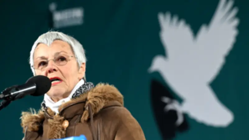 Ehemalige ARD-Korrespondentin Gabriele Krone-Schmalz spricht in Neubrandenburg über Russland-West-Beziehungen