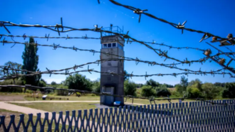 Ehemaliger Grenzpolizist nutzt DDR-Beutel täglich: Ein Stück Geschichte im Alltag