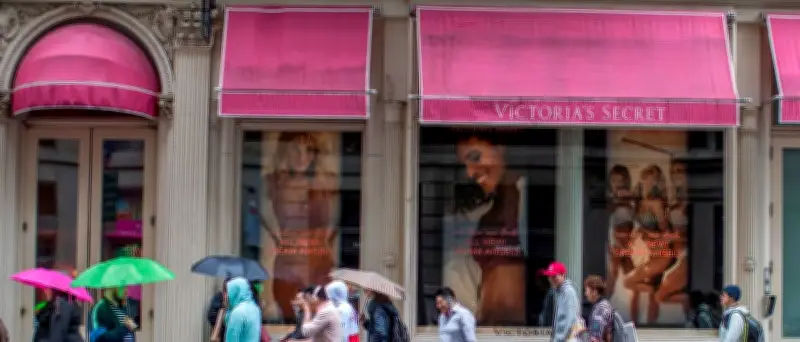 Ehemaliger Victoria's Secret-Besitzer: US-Kongressabgeordneter enthüllt sechs geschwärzte Namen aus Epstein-Akten