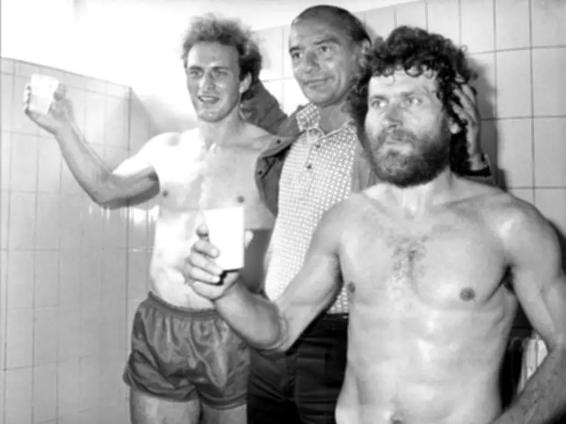 Eine legendäre Bayern-Sternstunde: Breitner und Rummenigge schießen Frankfurt in einer Halbzeit ab