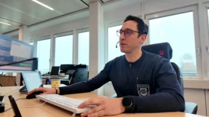 Einsatzbeginn am Telefon: Ein intensiver Tag in der Bochumer Leitstelle