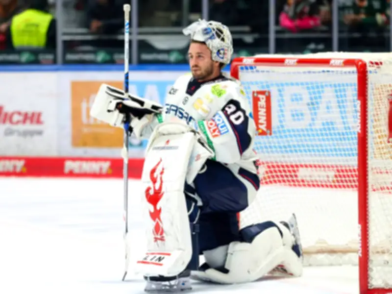Eisbären Berlin: Torwart Hildebrand fällt mehrere Wochen mit Unterkörperverletzung aus