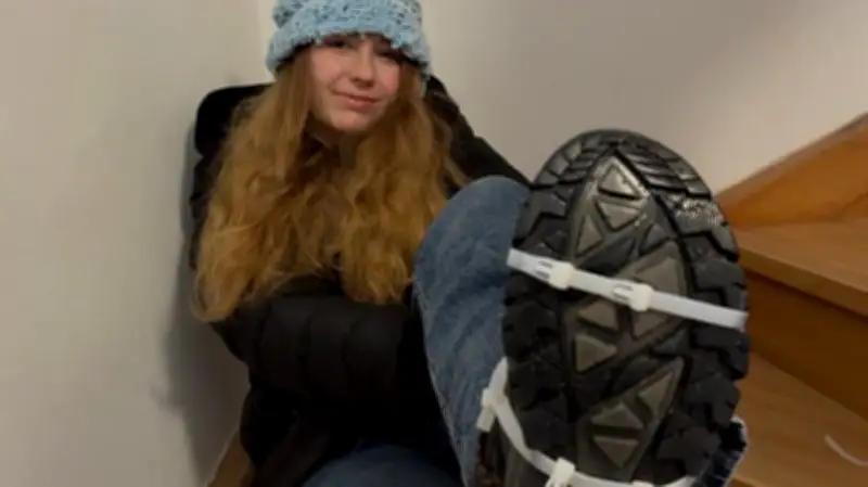 Eisglätte-Test: Sockentrick und Kabelbinder-Konstruktion enttäuschen im Praxischeck