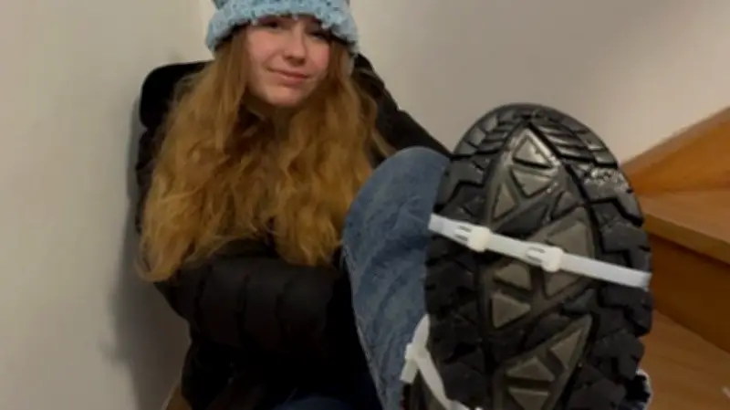 Eisglätte-Test: Sockentrick und Kabelbinder-Konstruktion versagen im Praxistest