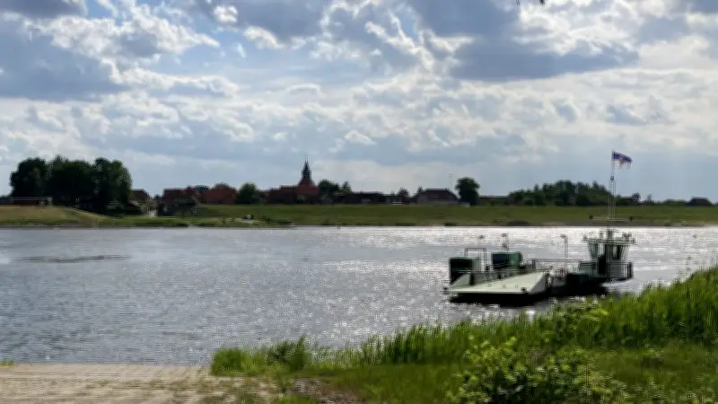 Elbfähren in Lenzen-Elbtalaue stillgelegt – Fahrpreise verdoppeln sich bald