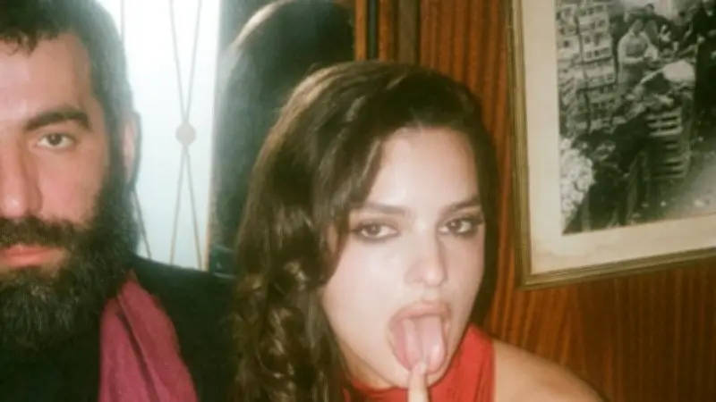 Emily Ratajkowski verliebt in Dua Lipas Ex: Romantische Instagram-Bilder mit Romain Gavras