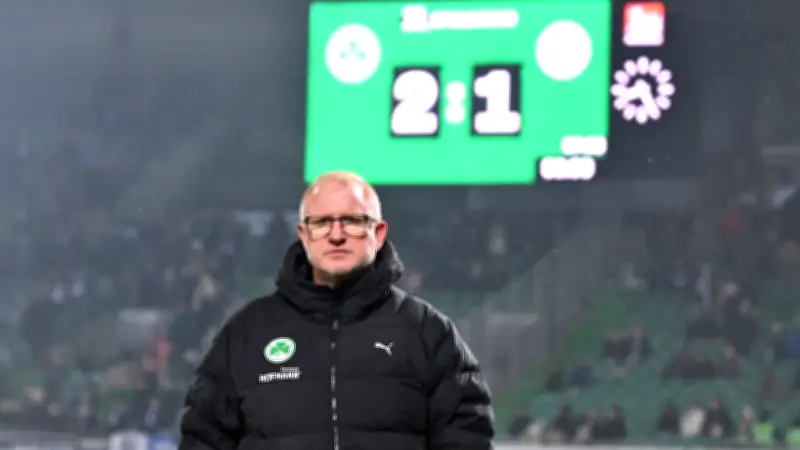 Endlich ein Heimsieg: Fürth hofft auf die Vogel-Wende im Abstiegskampf