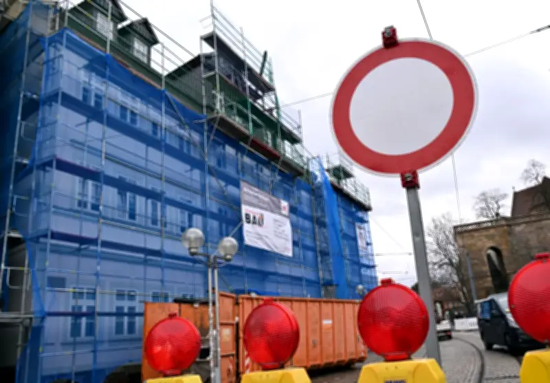Erfurt: Verkehrssperrung am Domplatz nach Brand wird aufgehoben