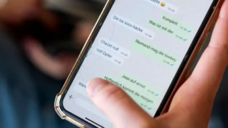 EU-Kommission stellt Aktionsplan gegen Cybermobbing vor: App und KI-Risiken im Fokus