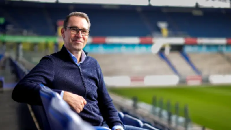 Ex-Nationalspieler Michael Preetz erleidet bei Skiunfall schweren Lungenkollaps in Österreich