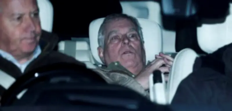 Ex-Prinz Andrew nach Polizeigewahrsam wieder auf freiem Fuß