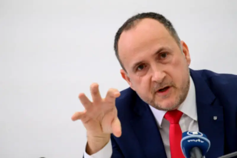 Experte fordert UKW-Abschaltung: 100 Millionen Euro Einsparung für Öffentlich-Rechtliche möglich