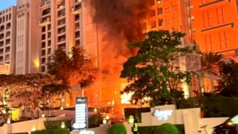 Explosion und Feuer auf Dubais Palmeninsel: Hotel in Flammen, deutsche Prominente berichten