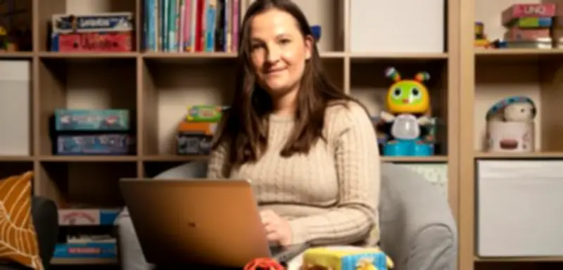 Familienhelferin in Hannover: Zwischen Bürokratie, Teddybären und menschlicher Nähe