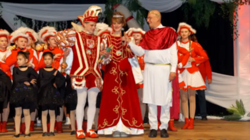 Fasching in Prenzlau: Götter, Mythen und närrische Hochzeiten begeistern in der Uckerseehalle